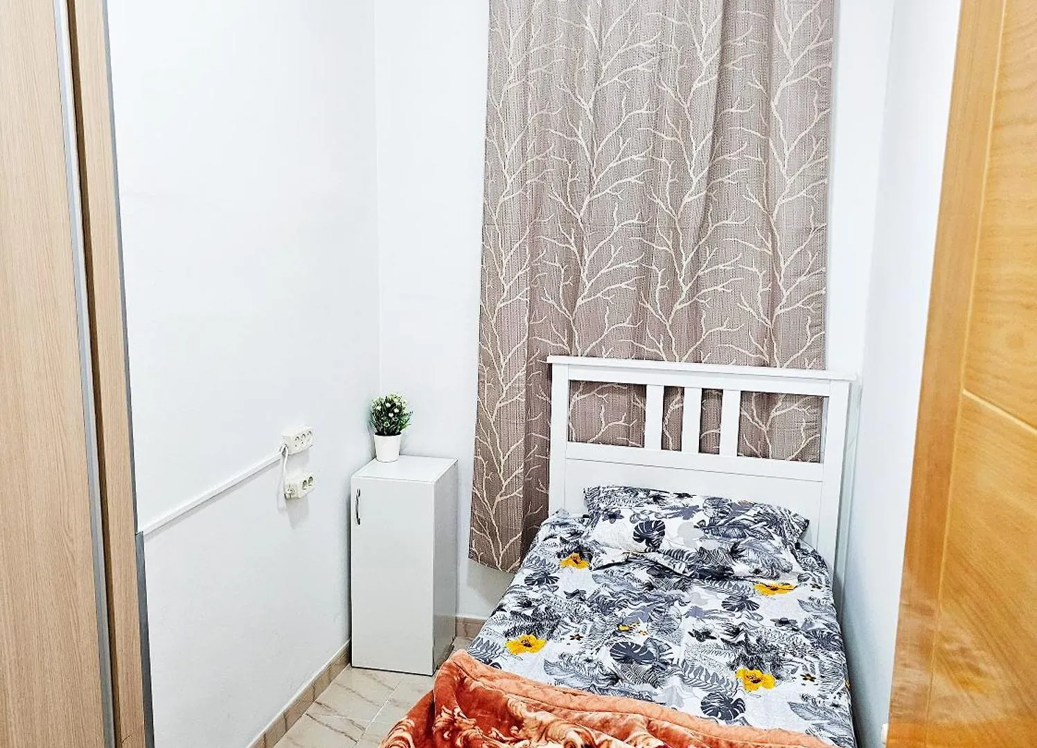 3 Bedroom Luxury Apartment In Barcelona